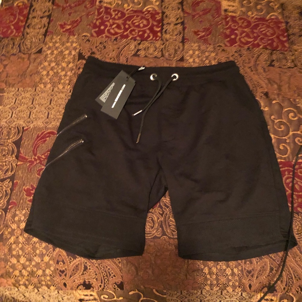 MACEOO Shorts